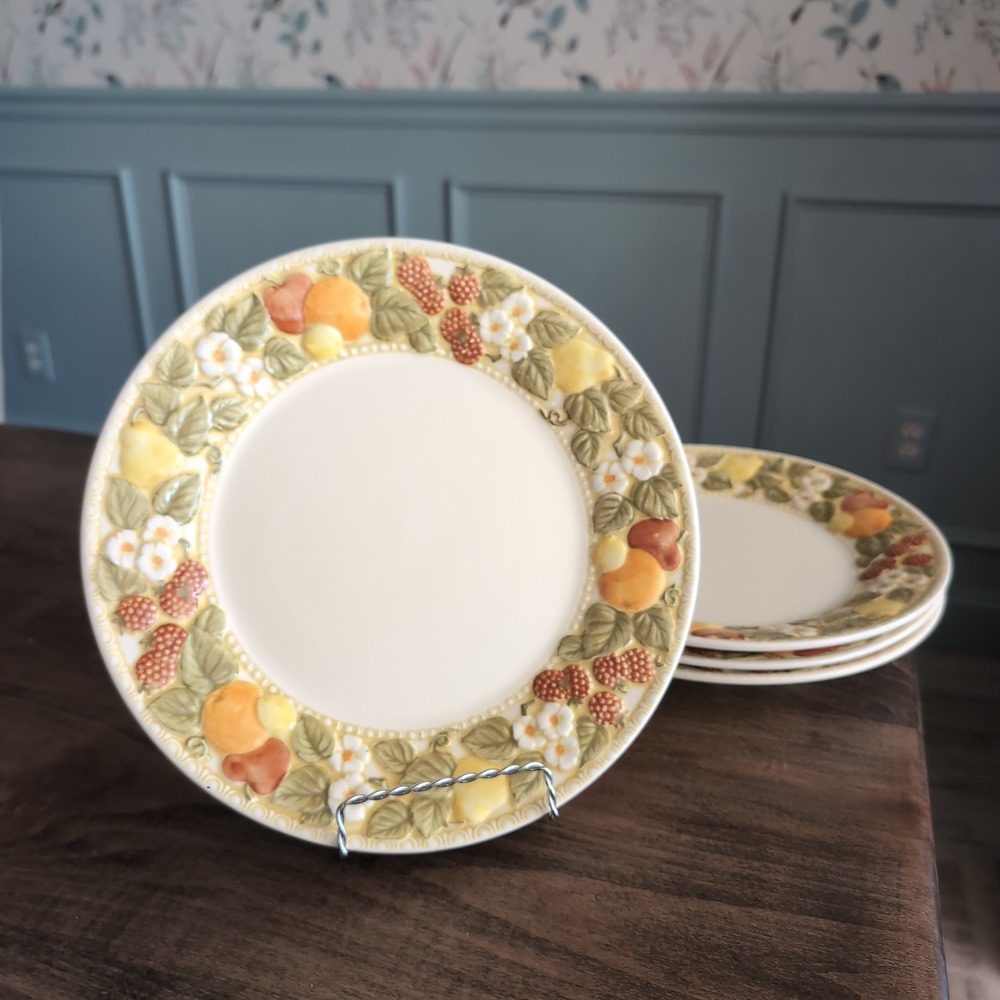 4 Vintage Metlox Vernon Ware Della Robbia 70s Fall Fruit Dinner Plates 10.5 Set